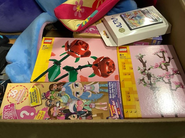Xxl pallet speelgoed nieuw met o.a lego en pokemon - afbeelding 3 van  10