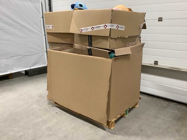 Xxl pallet speelgoed nieuw met o.a lego en pokemon - afbeelding 9 van  10