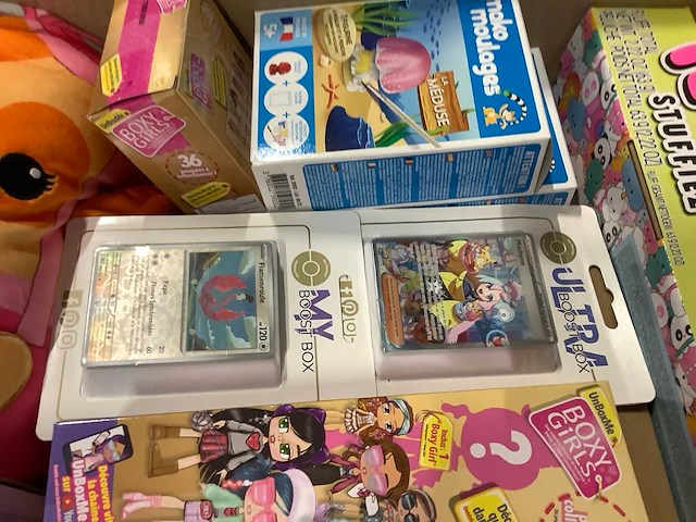 Xxl pallet speelgoed nieuw met o.a lego en pokemon - afbeelding 4 van  12