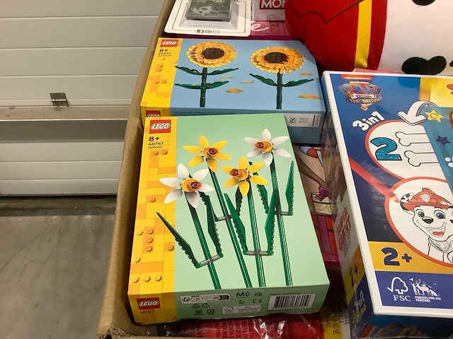 Xxl pallet speelgoed nieuw met o.a lego en pokemon - afbeelding 4 van  12