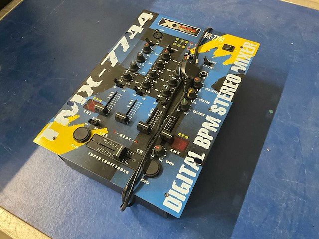 Xxl power sound tmx-7744 mengpaneel - afbeelding 1 van  2