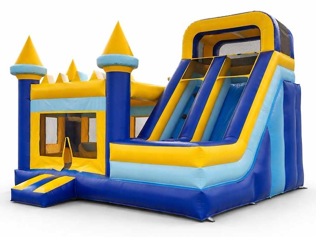 Xxl springkussen met glijbaan (kasteel thema) - afbeelding 1 van  3