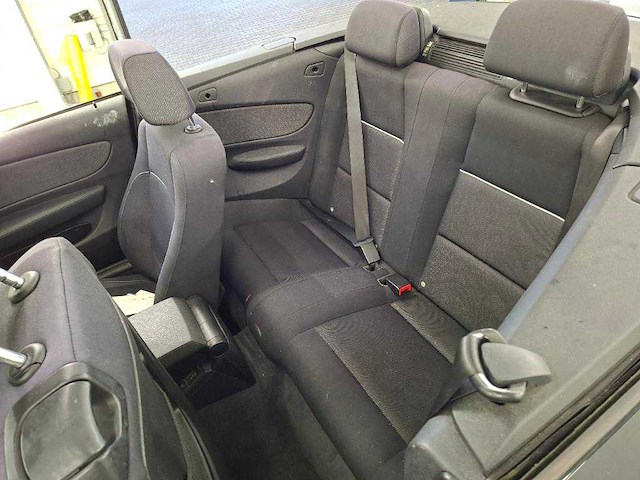 Xxx vervallen xxx bmw 1-serie cabrio 118i executive; 80-hxk-1 - afbeelding 3 van  10