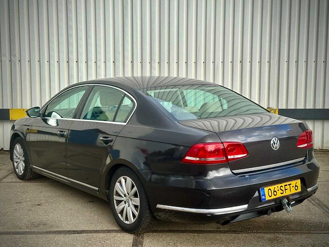 Xxx vervallen xxx volkswagen passat 1.4 tsi comfortline bluemotion; 06-sft-6 - afbeelding 4 van  8