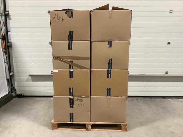 Xxxl pallet speelgoed nieuw met o.a lego en pokemon - afbeelding 2 van  3