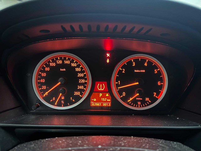 Xxxxbmw 5-serie m5 520i executive 08-nx-vho - afbeelding 25 van  25