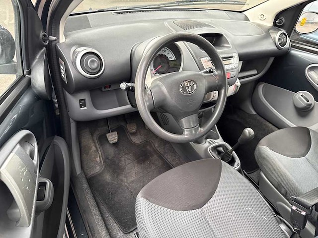 Xxxxtoyota aygo 1.0-12v, 10-tg-lb - afbeelding 5 van  5