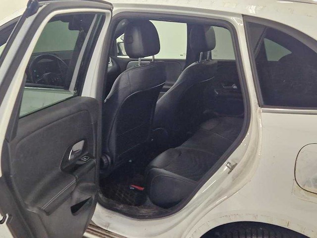Xxxxxxmercedes-benz b-klasse 200d, p-381-rs - afbeelding 2 van  10