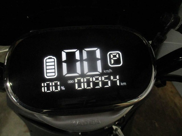 Yadea - bromscooter - m6l - e-scooter - afbeelding 5 van  12