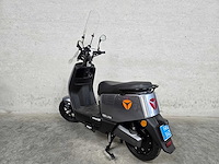 Yadea - snorscooter - e8s lite - elektrische 25km uitvoering frg56z - afbeelding 5 van  7