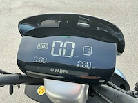 Yadea bromscooter e8s scooter - afbeelding 13 van  24
