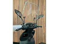Yadea voltguard e-scooter fvg-43-j - afbeelding 16 van  31