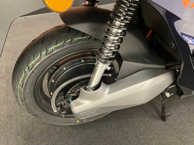 Yadea voltguard e-scooter fvg-43-j - afbeelding 20 van  31