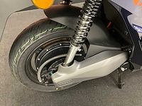 Yadea voltguard e-scooter fvg-43-j - afbeelding 20 van  31