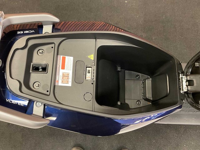 Yadea voltguard e-scooter fvg-43-j - afbeelding 24 van  31