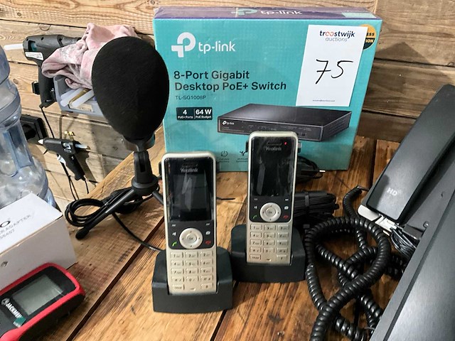 Yaelink - telephone switchboard - voip - 2 basis en 2 handfree - afbeelding 3 van  3