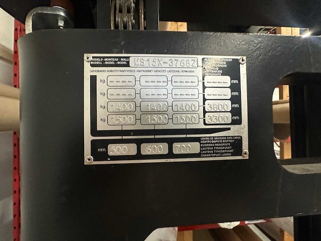 Yale - 2005 - ms15x - stapelaar - afbeelding 2 van  13