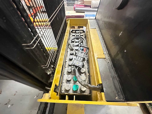 Yale - 2005 - ms15x - stapelaar - afbeelding 8 van  13