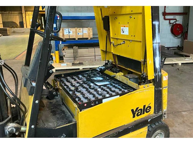 Yale - erp25alfv2395 - heftrucks - 2001 - afbeelding 12 van  12