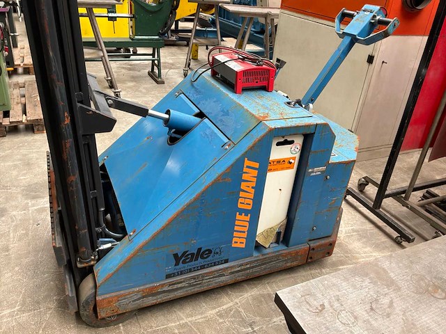 Yale blue giant lt150w30ff stapelaar - afbeelding 5 van  12
