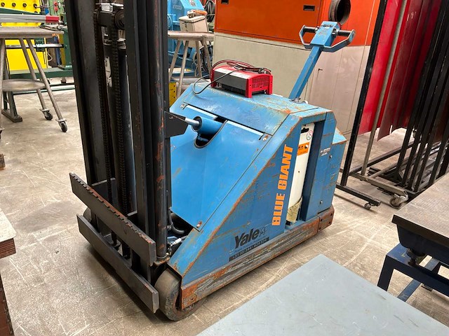 Yale blue giant lt150w30ff stapelaar - afbeelding 6 van  12