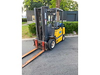 Yale glp 25 te vorkheftruck - afbeelding 1 van  11