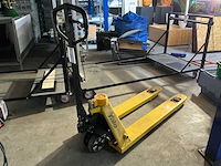 Yale hand hydraulische palletwagen - afbeelding 1 van  5