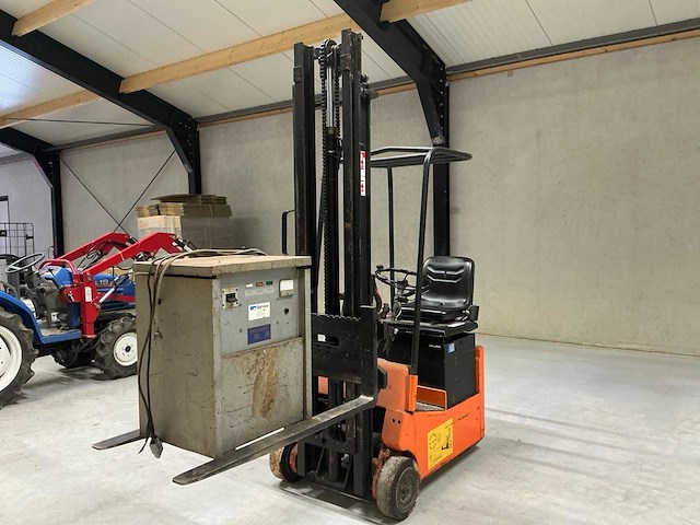 Yale ve 1224 vorkheftruck - afbeelding 9 van  12