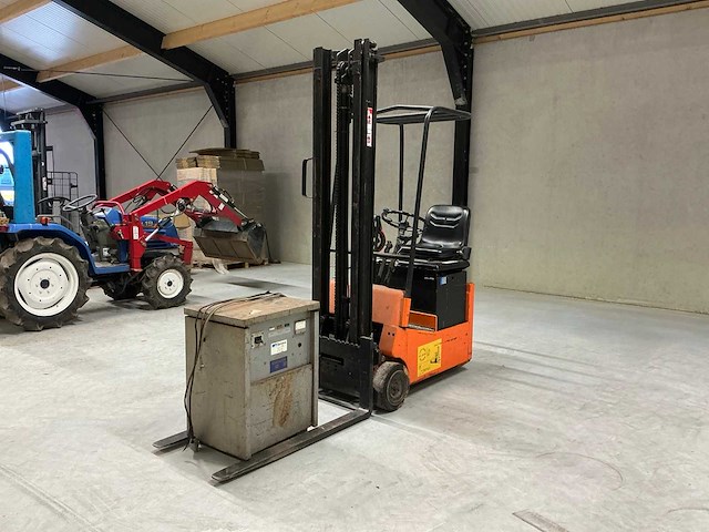Yale ve 1224 vorkheftruck - afbeelding 8 van  12