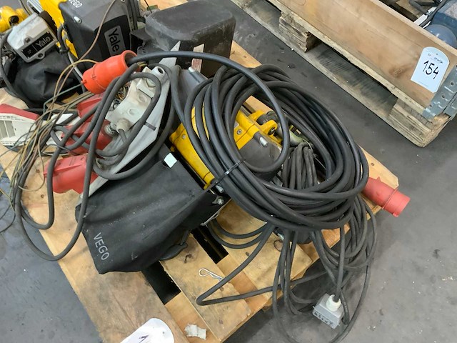 Yale vego elektrische kettingtakel (2x) - afbeelding 2 van  3