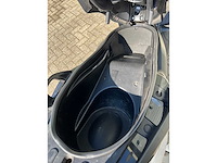 Yamaha - 2016 - x-max - personenauto - afbeelding 11 van  21