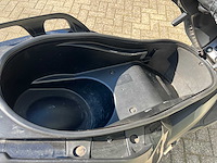 Yamaha - 2016 - x-max - personenauto - afbeelding 13 van  21