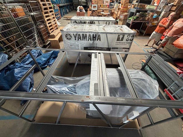 Yamaha - 2x fl300detx / 1x f300detu 3 motoren+besturing - buitenboordmotor - afbeelding 22 van  32