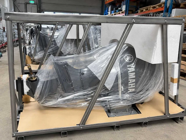 Yamaha - 2x fl300detx / 1x f300detu 3 motoren+besturing - buitenboordmotor - afbeelding 16 van  32