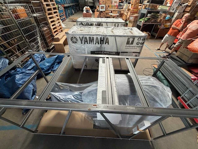 Yamaha - 2x fl300detx / 1x f300detu 3 motoren+besturing - buitenboordmotor - afbeelding 22 van  32