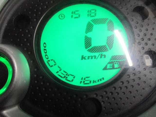 Yamaha - bromscooter - neo's 4 injectie - scooter - afbeelding 3 van  11