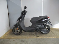 Yamaha - bromscooter - neo's 4 ubs injectie - scooter