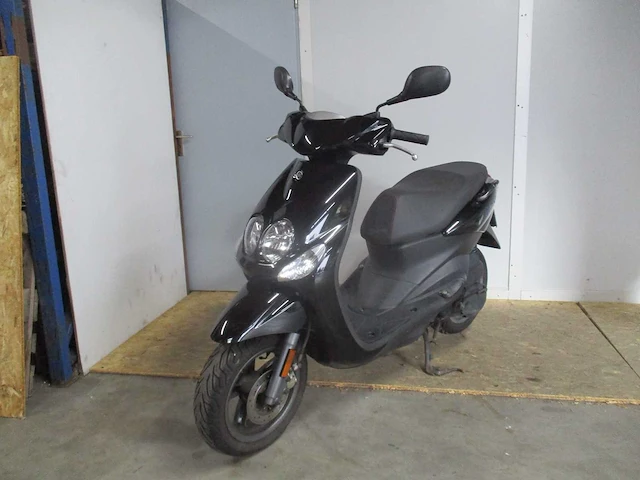 Yamaha - bromscooter - neo's 4 ubs injectie - scooter - afbeelding 4 van  11