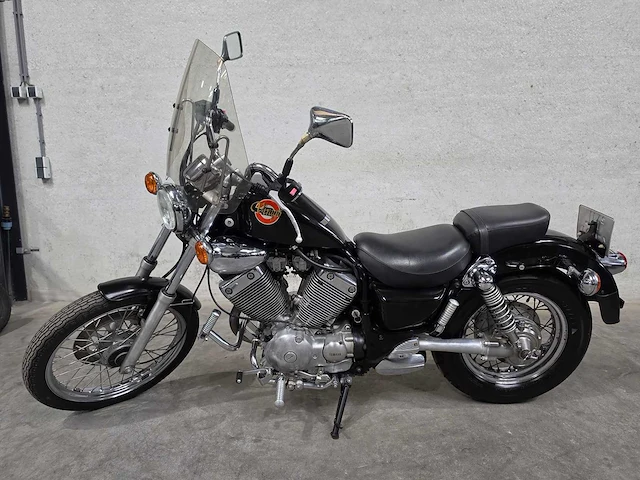 Yamaha - chopper - xv 535 - motorfiets - afbeelding 1 van  9