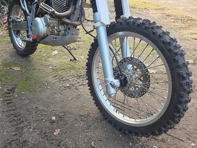 Yamaha - enduro - tt 600 (r) - my-24-rv - afbeelding 7 van  10