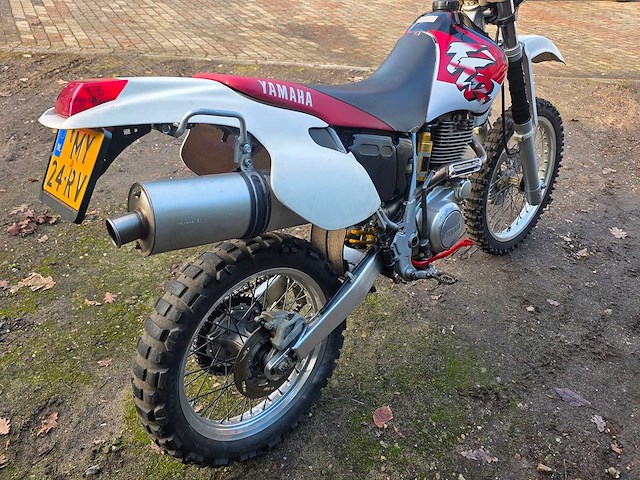 Yamaha - enduro - tt 600 (r) - my-24-rv - afbeelding 9 van  10