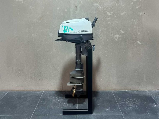 Yamaha - langstaart - 4 pk - 4-takt - buitenboordmotor - afbeelding 1 van  1