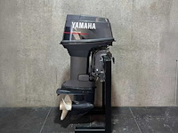 Yamaha - langstaart - 60 pk - 2-takt - buitenboordmotor - afbeelding 1 van  1