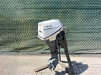 Yamaha - langstaart - 9,9 pk - 4-takt - buitenboordmotor - afbeelding 1 van  2