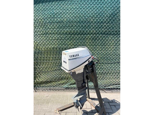 Yamaha - langstaart - 9,9 pk - 4-takt - buitenboordmotor - afbeelding 2 van  2