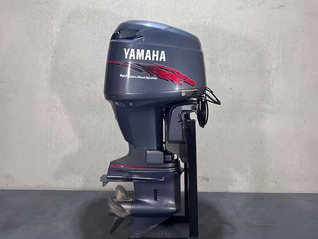 Yamaha - langstaart (20') - 200 pk - 2-takt - outboard motor - afbeelding 1 van  1