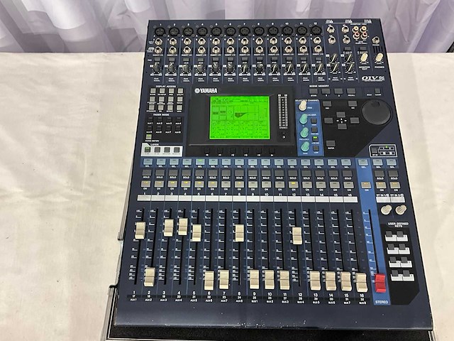 Yamaha - o1v96 - digitale mengtafel - afbeelding 5 van  9