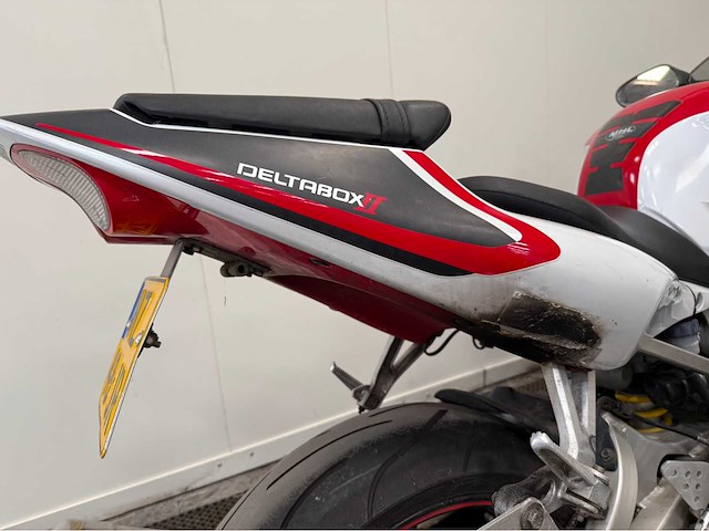 Yamaha - r6 - sport - motorfiets - 1999 - afbeelding 11 van  19