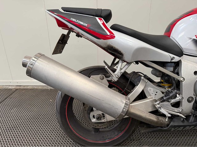 Yamaha - r6 - sport - motorfiets - 1999 - afbeelding 2 van  19