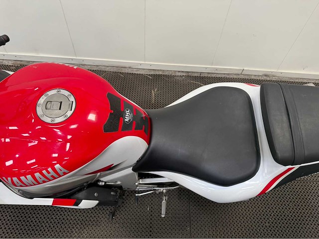 Yamaha - r6 - sport - motorfiets - 1999 - afbeelding 17 van  19